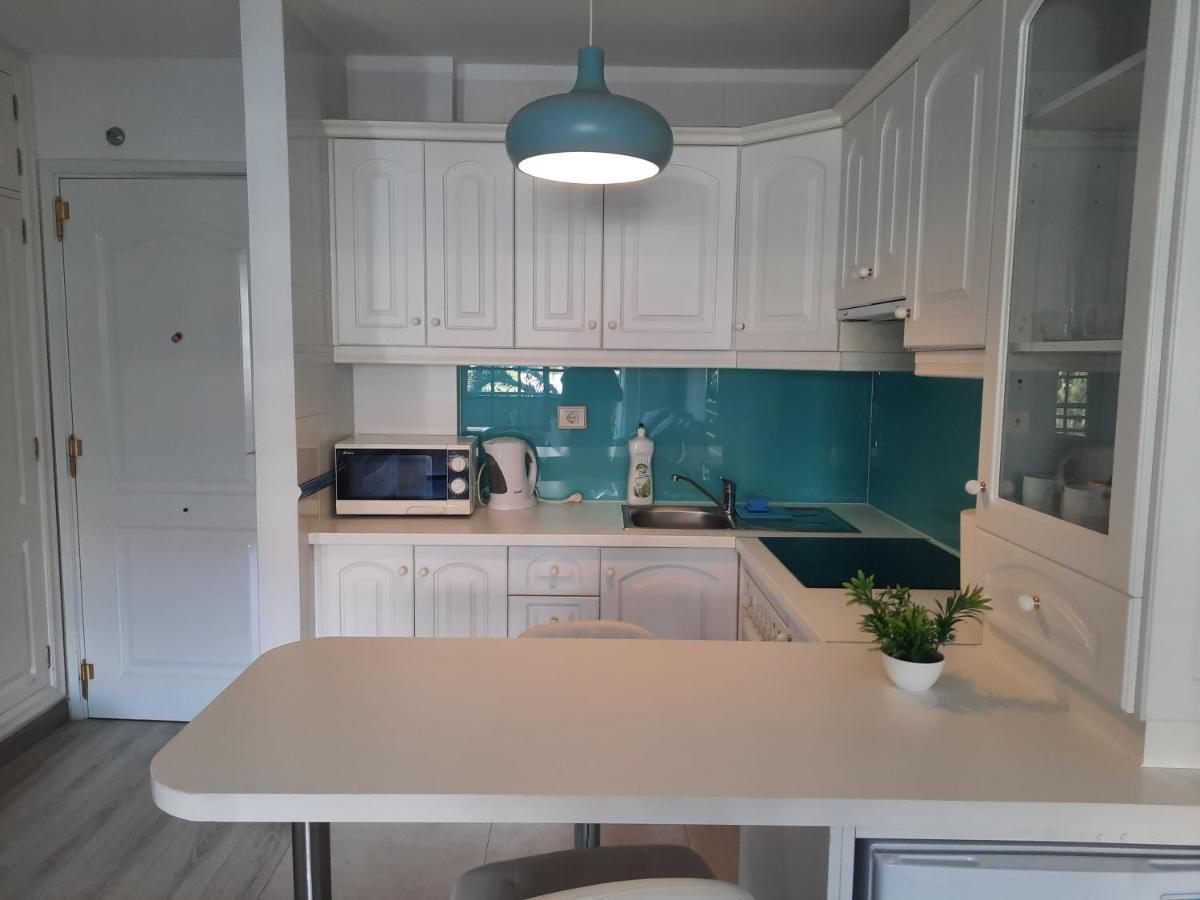 A Charming Apartment With A Swimming Pool Costa del Silencio Eksteriør billede