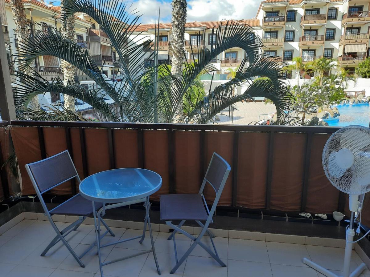 A Charming Apartment With A Swimming Pool Costa del Silencio Eksteriør billede