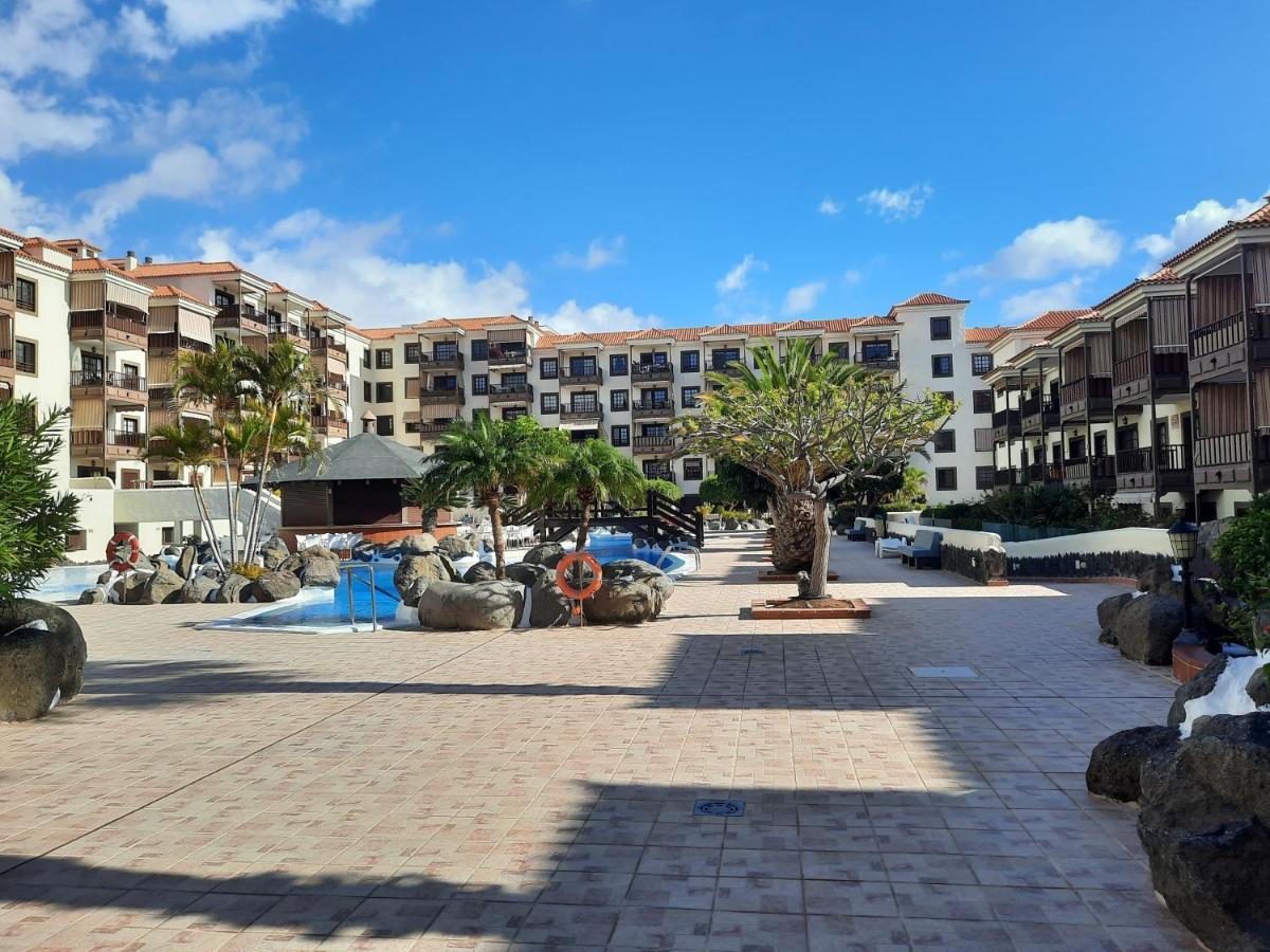 A Charming Apartment With A Swimming Pool Costa del Silencio Eksteriør billede