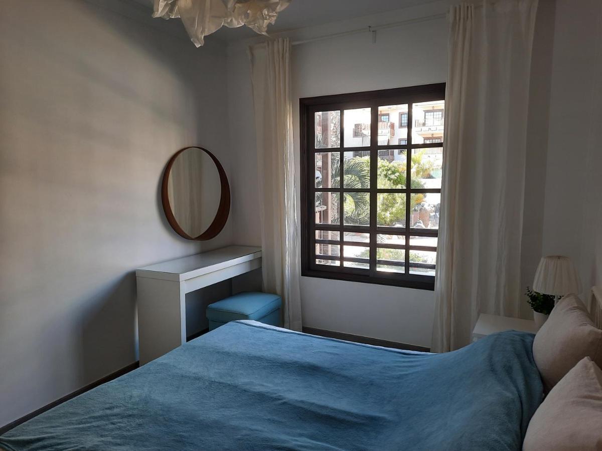 A Charming Apartment With A Swimming Pool Costa del Silencio Eksteriør billede