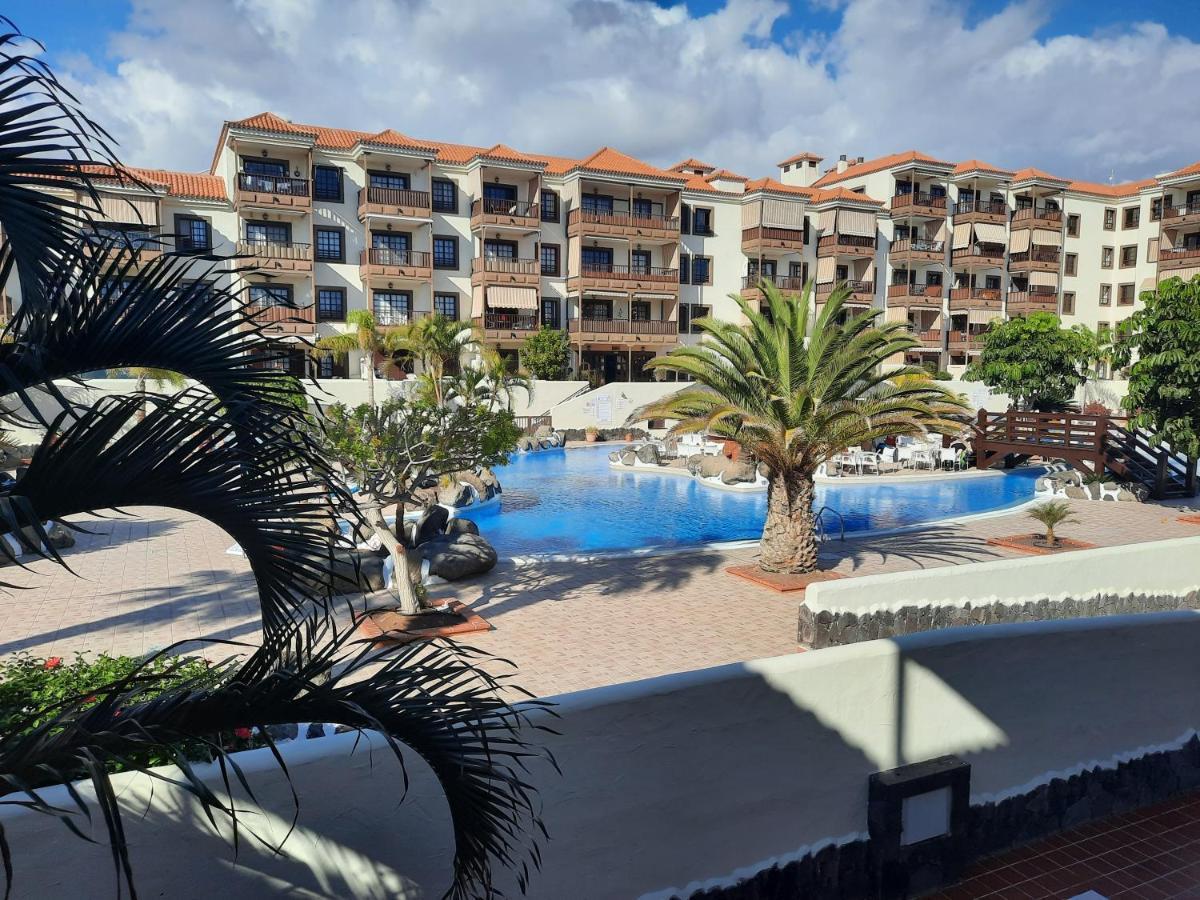 A Charming Apartment With A Swimming Pool Costa del Silencio Eksteriør billede